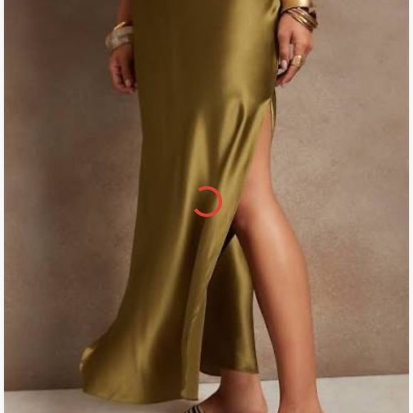 Banana Republic Dresses & Skirts - Banana republic olive green Dreamer silk maxi dress XS